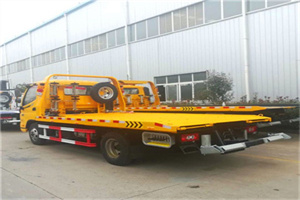 武宣附近拖车救援搭电